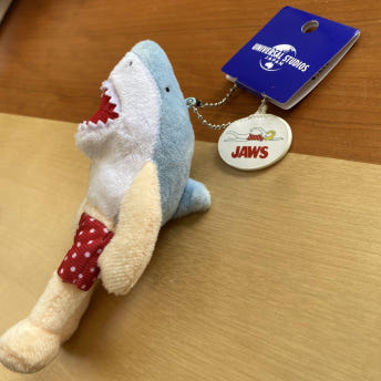 오사카 USJ 죠스 상어 인간 마스코트 인형 키체인 키홀더 키링